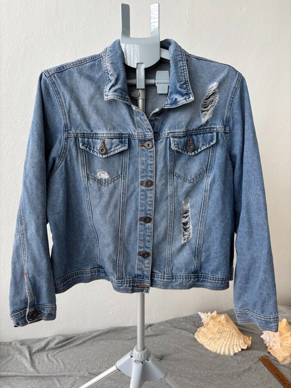 Highway Premium Denim Jacket 2X Blue Distressed Trucker Grunge Button Up